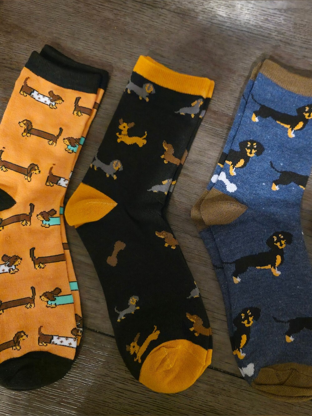 4 Pairs Novelty Dachshund Crew Socks - Orange, Black & Blue - Men